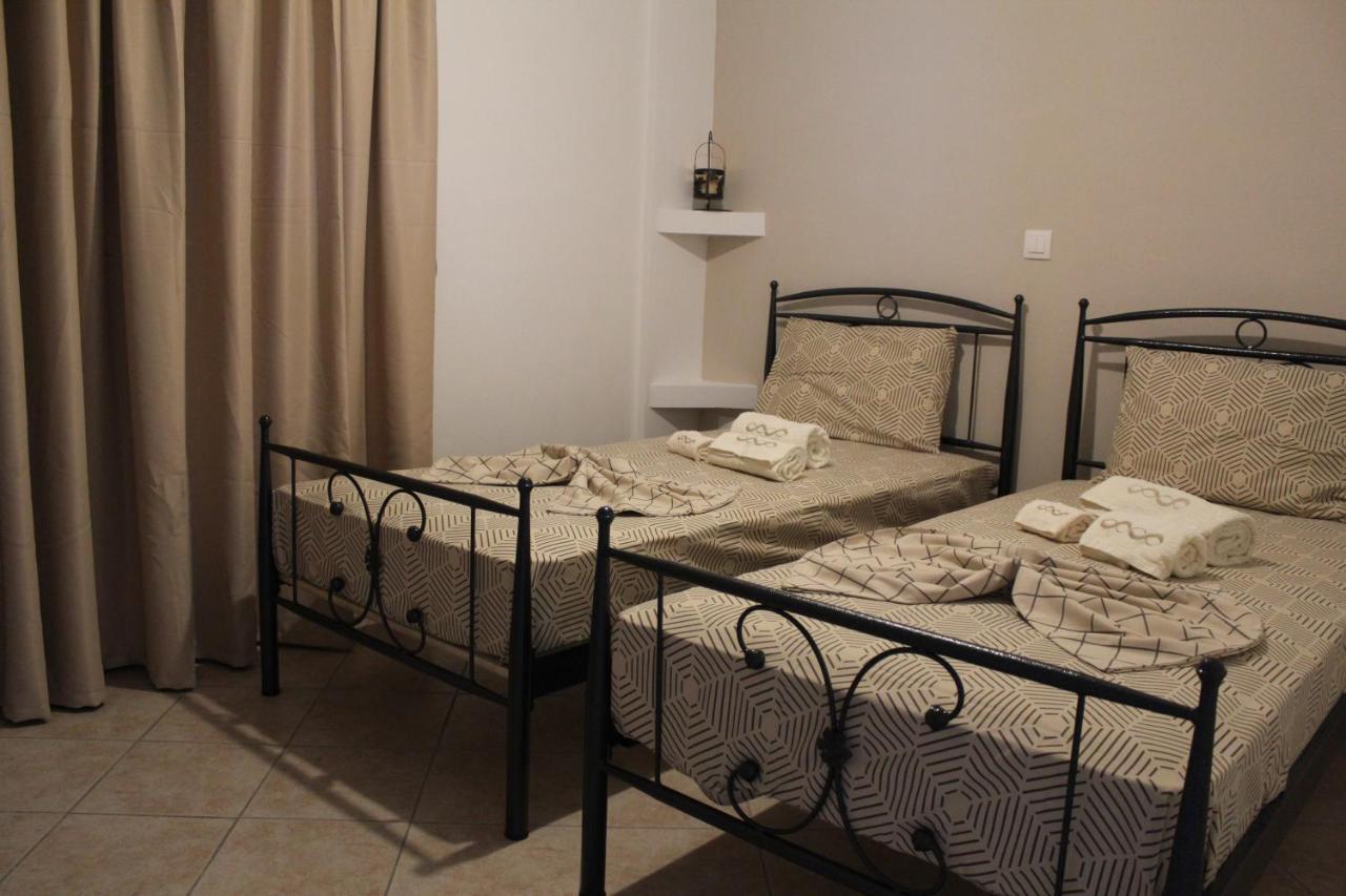 Romanon Vakis Apartments 5 מראה חיצוני תמונה