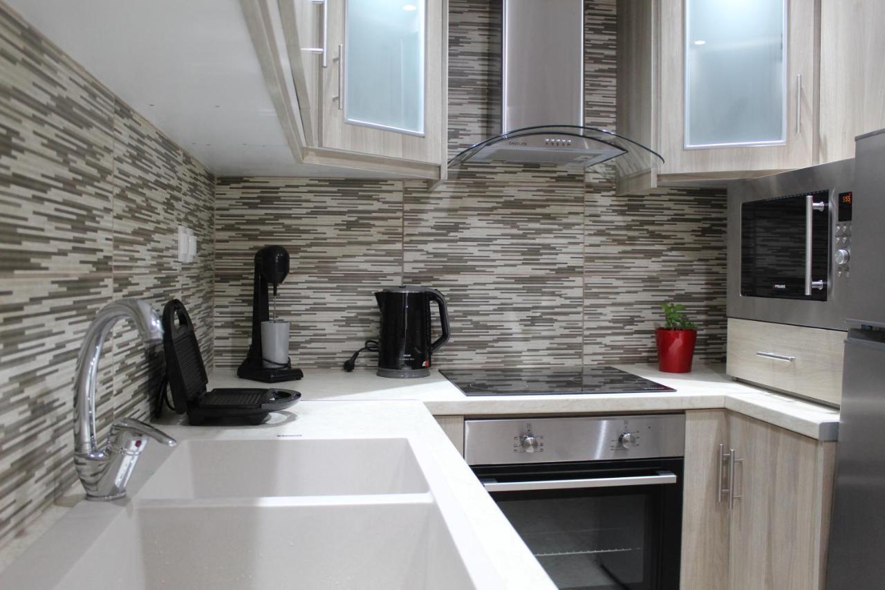 Romanon Vakis Apartments 5 מראה חיצוני תמונה