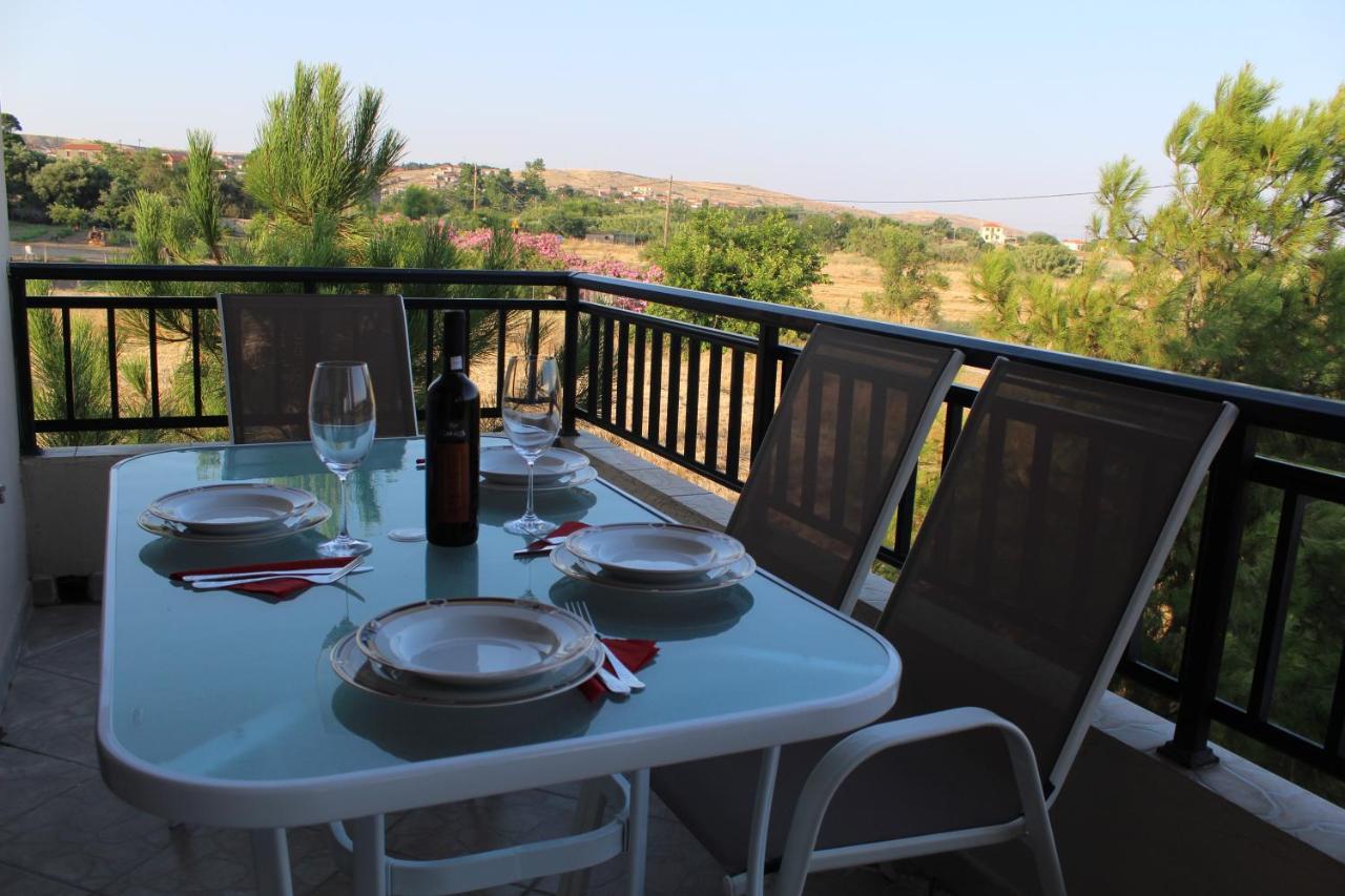 Romanon Vakis Apartments 5 מראה חיצוני תמונה